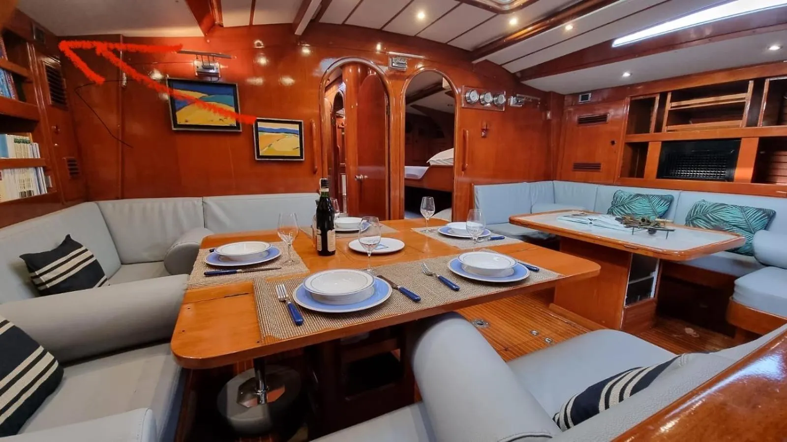 Botel !Perfect Sailboat To Relax At The Port Forum! Barcelona Spanien